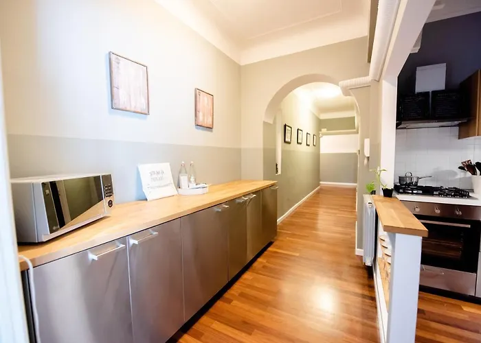 Via Alessandro Volta *