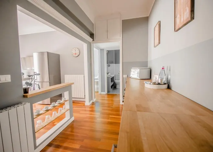 Via Alessandro Volta Apartment *